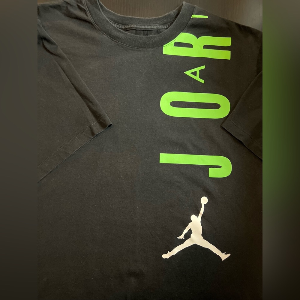 Nike Air Jordan Black and Green T-shirt